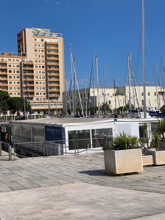 Stella Marina Appartamento Cagliari Exterior foto